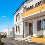 Mari E Monti